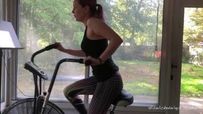 Cute Bunny gets fucked hard in the ass during her workout - sunporno.com