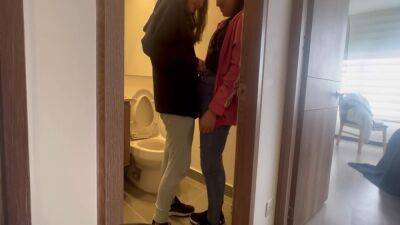 My Friend Leaves Me Alone In The House Of His Hot Aunts House And Hard Fuck In The Bathroom - hclips.com