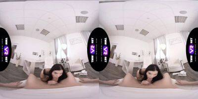 Kizzy Sixx's massive ass takes a hard pounding in virtual reality - sexu.com