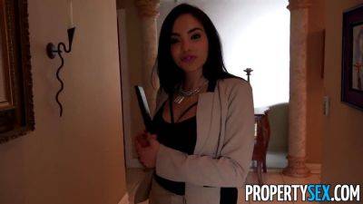 Property Agent learns the hard way about the pornstar life of a Latina - sexu.com