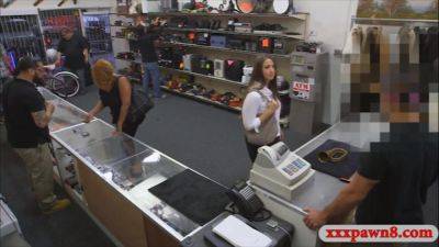 Hot Ass Woman Fingering And Screwed Hard By Pawn Dude - hclips.com