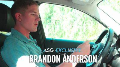 Brandon Anderson loves taking Sebastian Green's hard cock! - drtuber.com